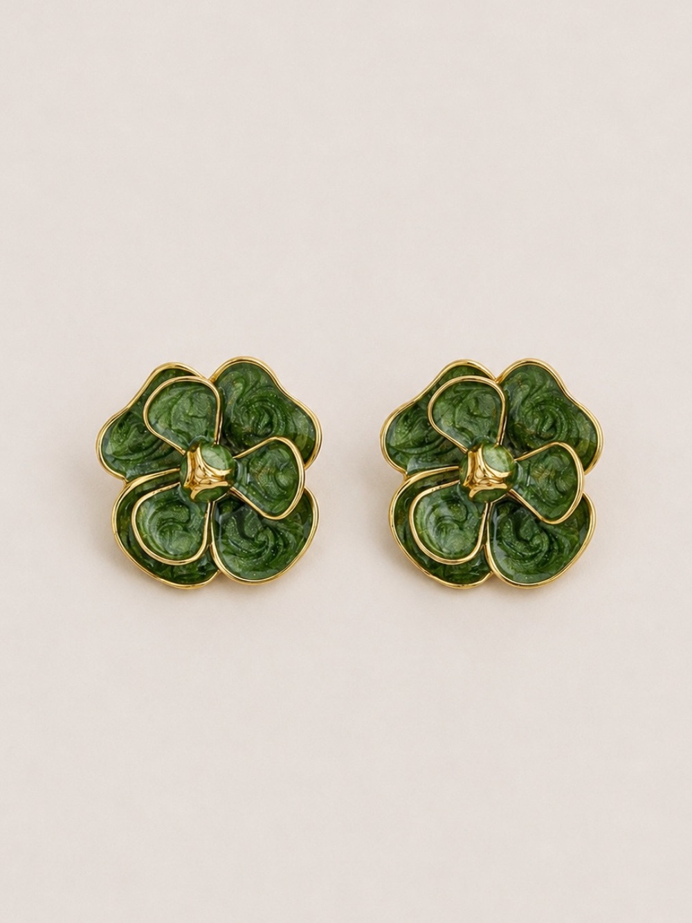 New! Green Gold Flower Post Earrings NWOT